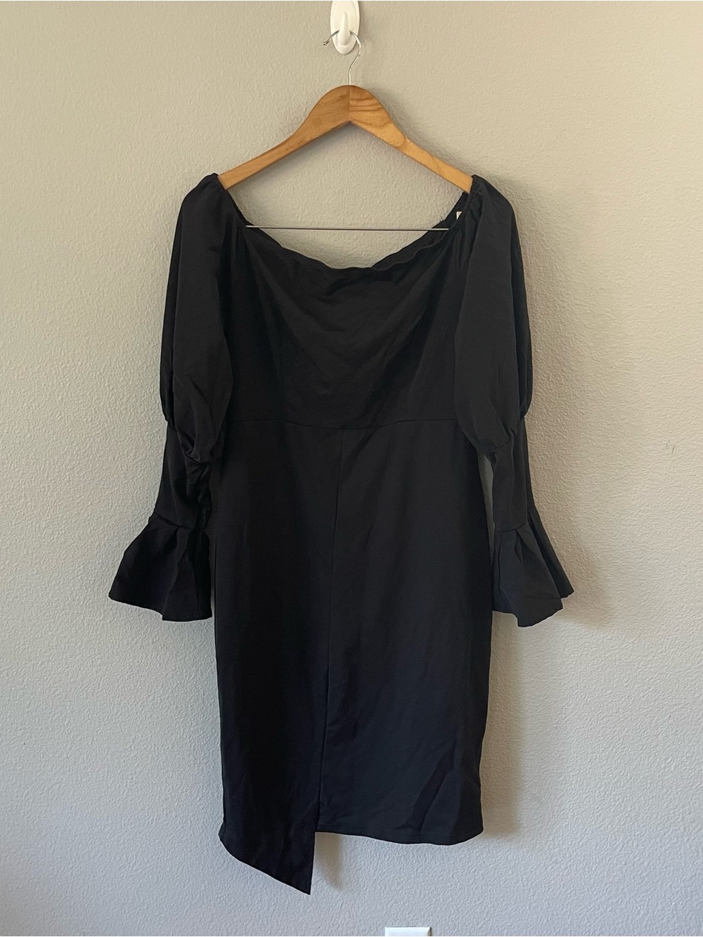 Stylewe Off-The-Shoulder Asymmetric Hem Bodycon Knee Length Dress Size L Black